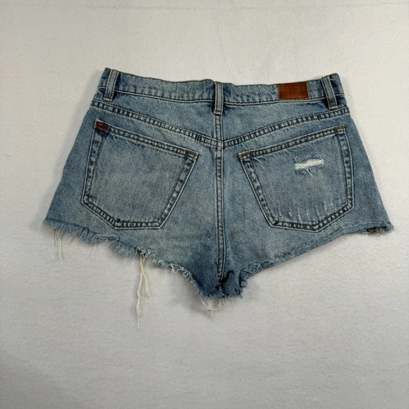 BDG Essential Mid Rise Cut Off Jean Shorts Womens Size 27 Light Wash - Picture 2 of 10